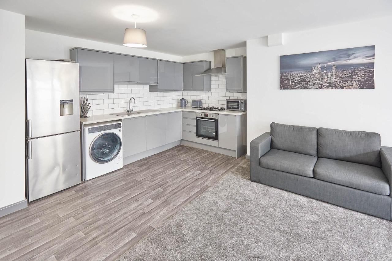Host & Stay - Clarendon Apartments Редкар Екстериор снимка