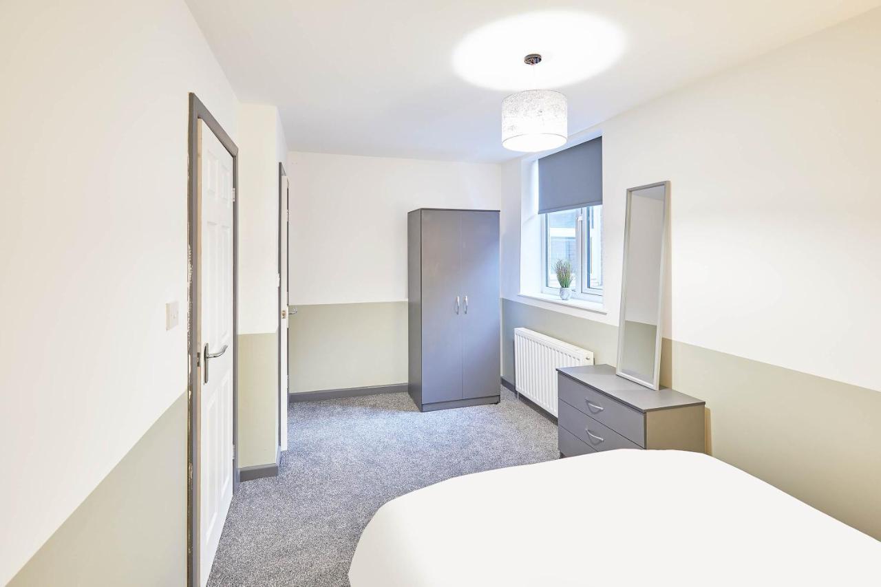 Host & Stay - Clarendon Apartments Редкар Екстериор снимка
