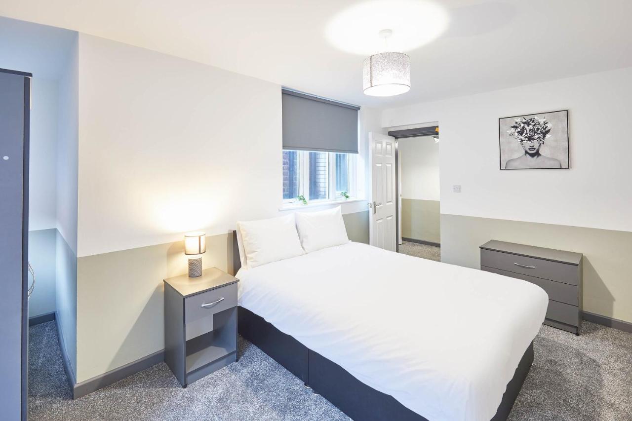 Host & Stay - Clarendon Apartments Редкар Екстериор снимка