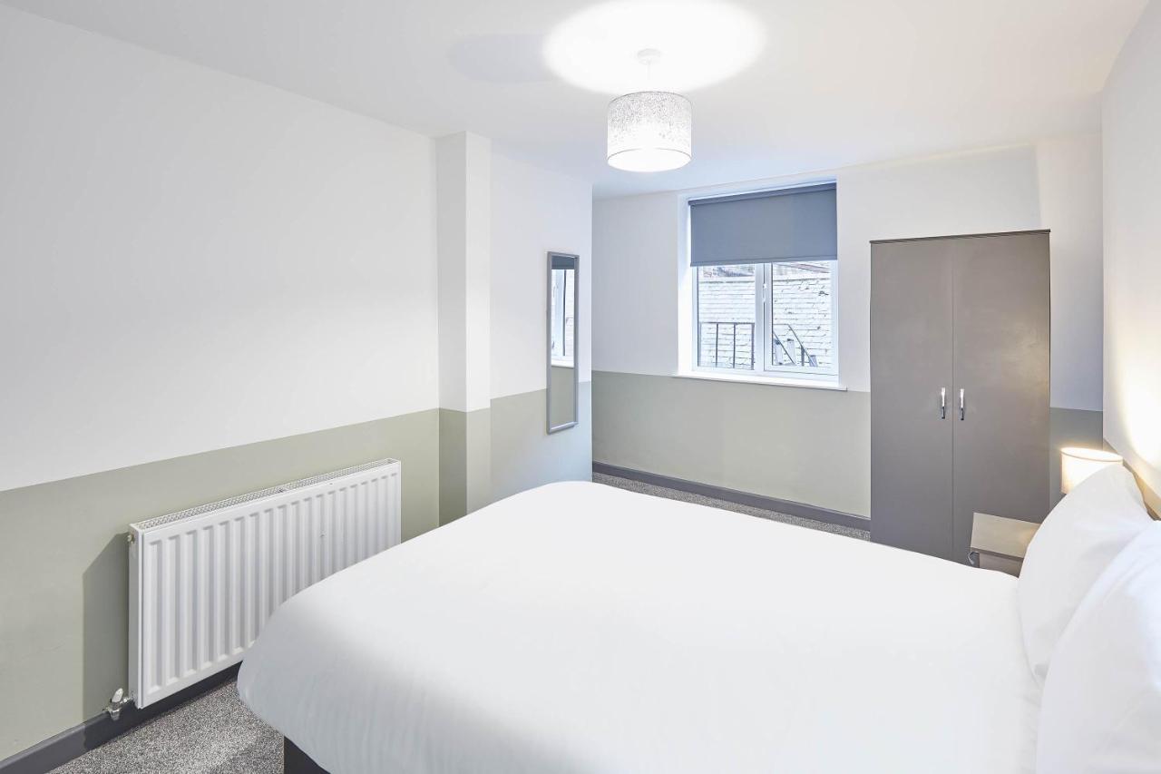 Host & Stay - Clarendon Apartments Редкар Екстериор снимка