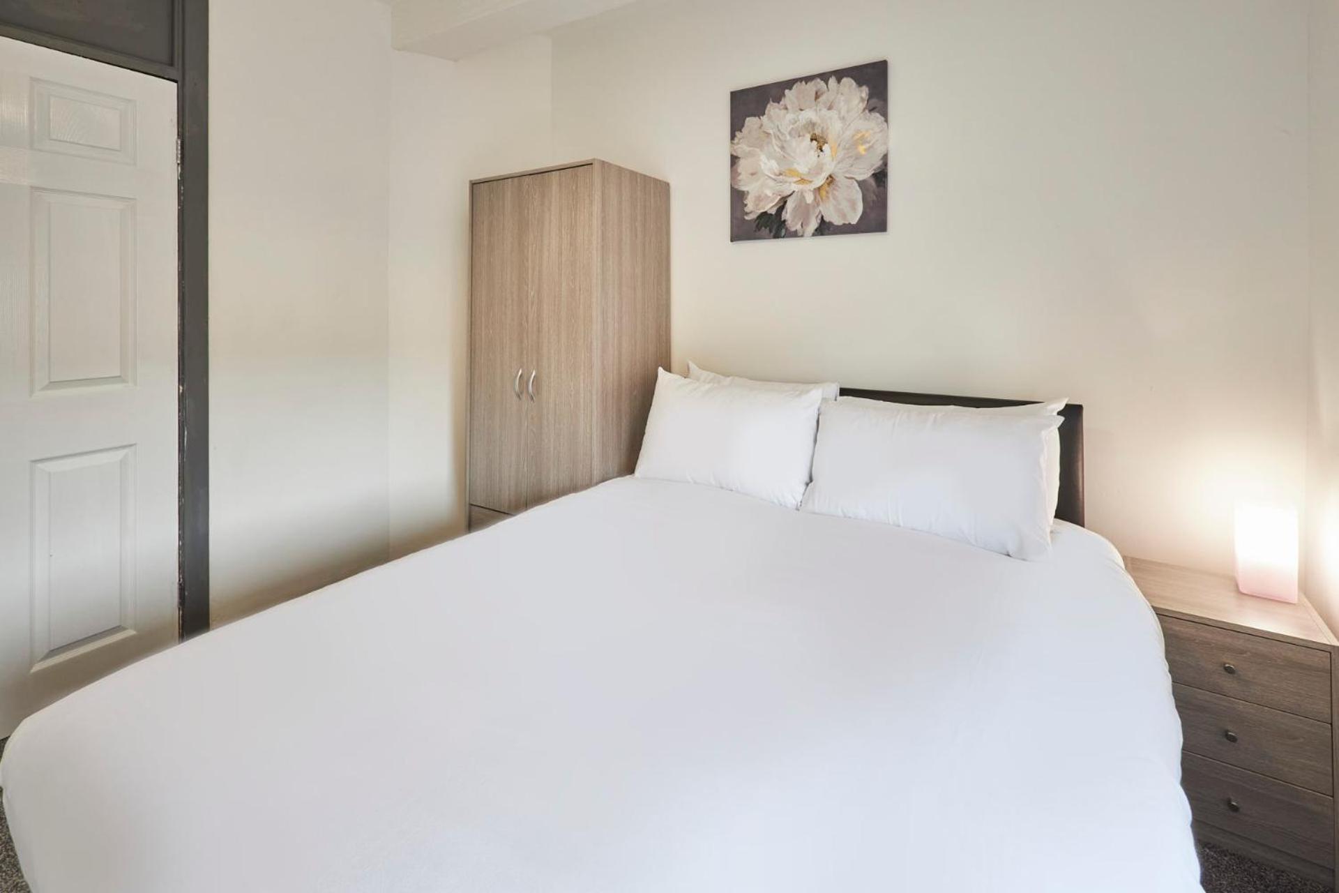 Host & Stay - Clarendon Apartments Редкар Стая снимка